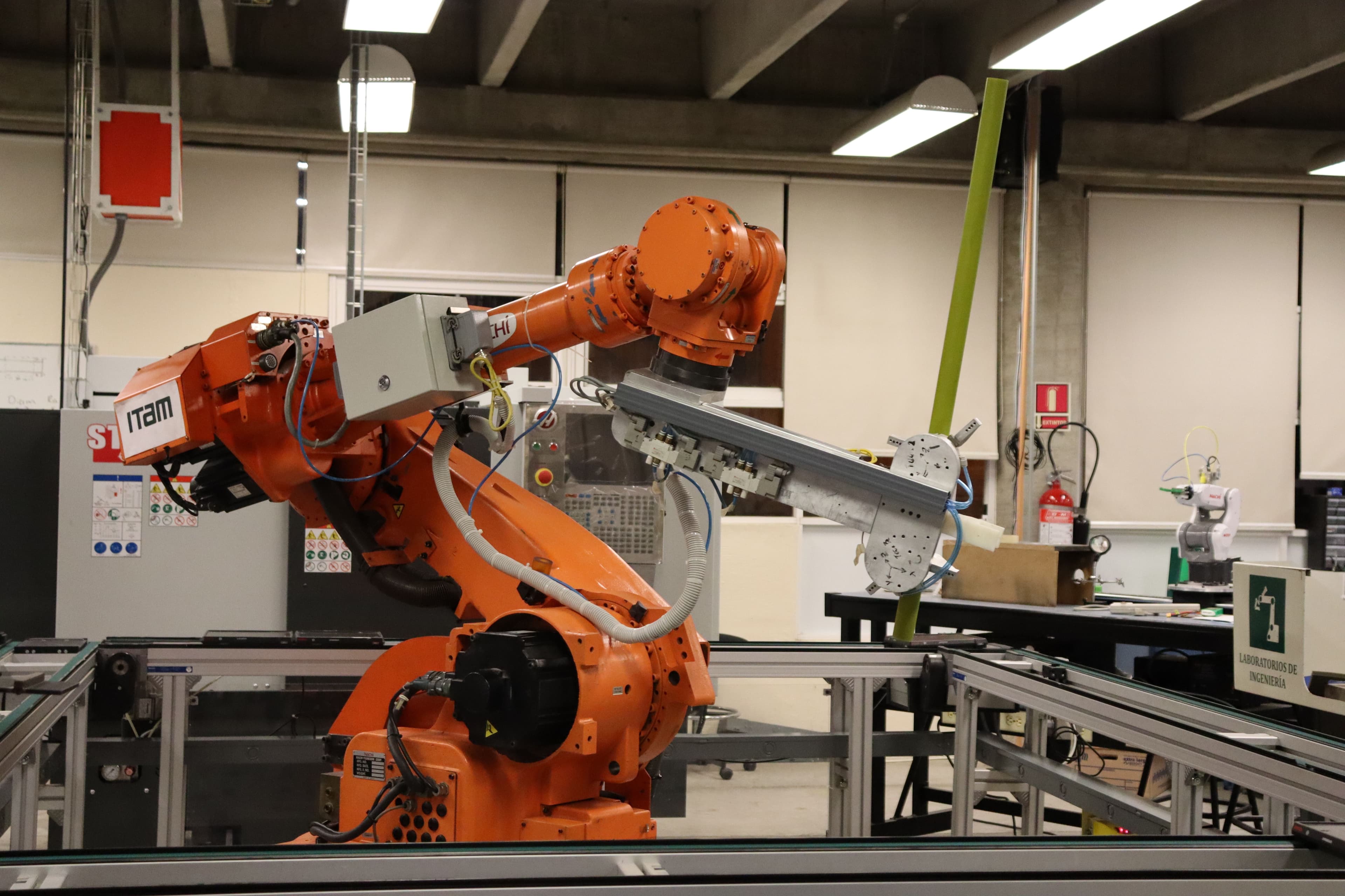 AI Agents vs Traditional Automation: What Is the Difference?